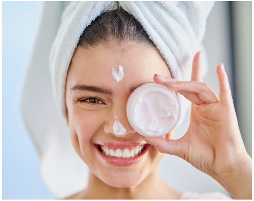 Read more about the article Basics to Skincare: A Simple Routine for Healthy, Glowing Skin.
